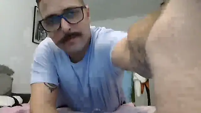 Snapshot of yanick931 chatting on May 23, 2026, 10:58 am yanick931 online show from May 23, 2026, 10:58 am