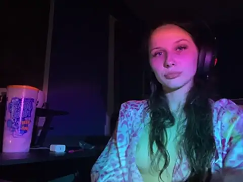 Snapshot of urfavgamergurl chatting on March 14, 2026, 12:38 am urfavgamergurl online show from March 14, 2026, 12:38 am