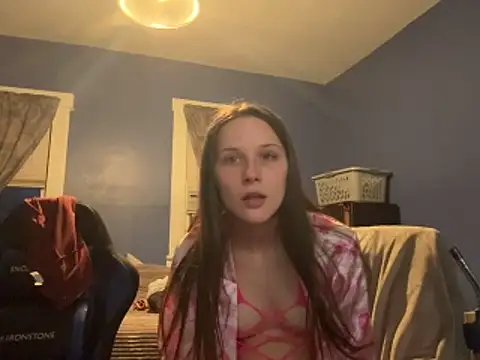 Snapshot of urfavgamergurl chatting on March 29, 2026, 12:34 am urfavgamergurl online show from March 29, 2026, 12:34 am