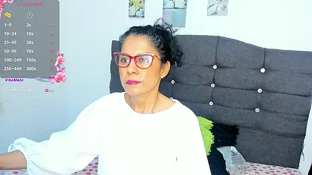 Snapshot of Antonella_Rizzo01 chatting on June 9, 2026, 10:55 pm Antonella Rizzo01 online show from June 9, 2026, 10:55 pm