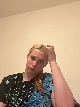 Young Milka online show from March 14, 2026, 9:10 pm