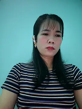 Geelio-playsx24 online show from April 18, 2026, 10:32 pm