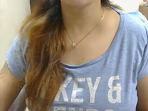 Snapshot of spicy_Zara chatting on June 23, 2026, 12:25 pm spicy Zara online show from June 23, 2026, 12:25 pm