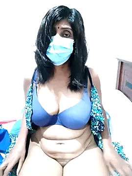 Snapshot of Amisha-35 chatting on May 10, 2026, 2:15 am Amisha-35 online show from May 10, 2026, 2:15 am