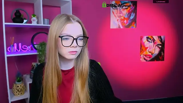 maddy moah online show from April 30, 2026, 5:03 am