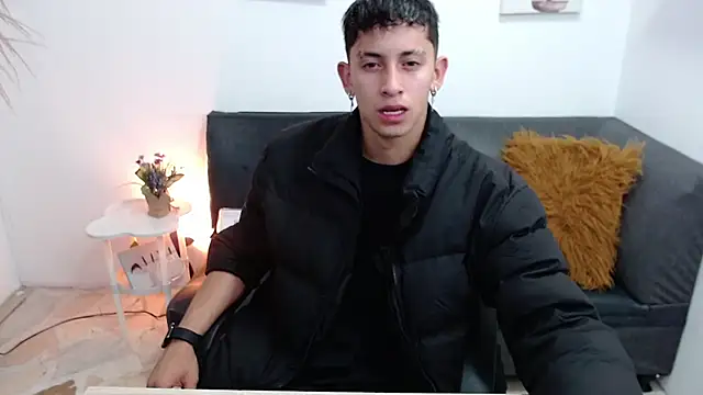 Kei 23 online show from April 24, 2026, 11:56 am