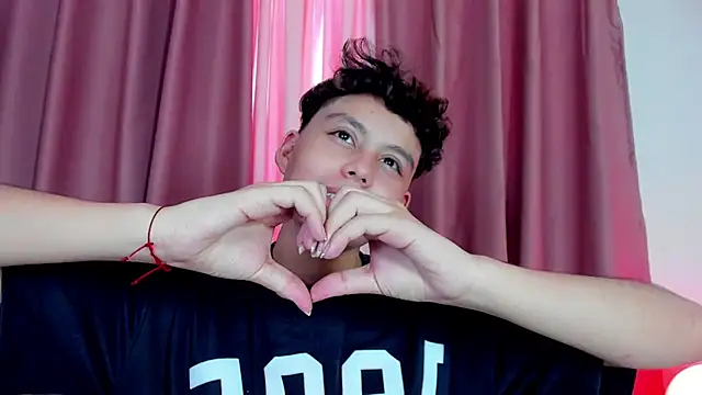 chico medusa online show from March 16, 2026, 7:16 pm