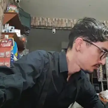 jhosuamoore online show from April 12, 2026, 9:18 pm