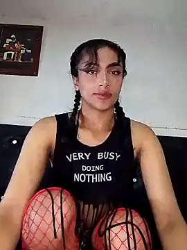 KattyBerryX online show from June 14, 2026, 6:31 pm