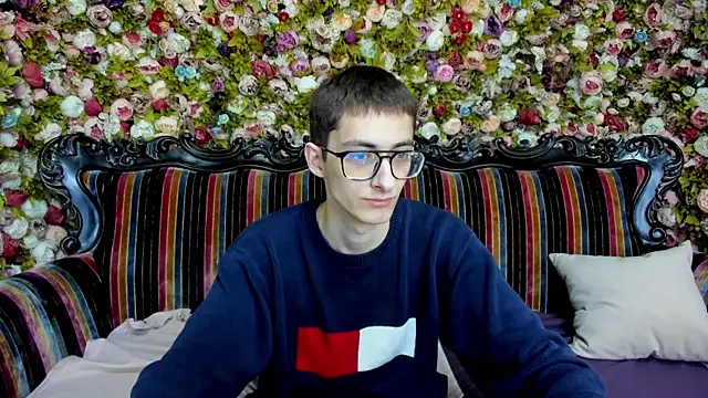 RonBevs online show from May 15, 2026, 8:51 pm