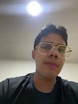 Snapshot of matiass_vegas chatting on March 20, 2026, 9:27 pm matiass vegas online show from March 20, 2026, 9:27 pm