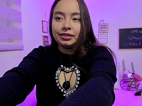 Snapshot of cherry_valeria chatting on May 13, 2026, 5:36 am cherry valeria online show from May 13, 2026, 5:36 am