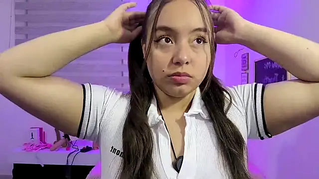 Snapshot of cherry_valeria chatting on May 30, 2026, 2:07 am cherry valeria online show from May 30, 2026, 2:07 am