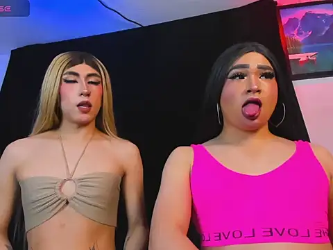 Snapshot of naughty_trans_dolls chatting on June 13, 2026, 11:35 pm naughty trans dolls online show from June 13, 2026, 11:35 pm