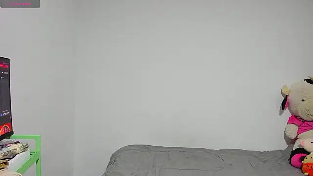 Snapshot of Desire_Ecstasy2 chatting on August 1, 2026, 1:14 am Desire Ecstasy2 online show from August 1, 2026, 1:14 am