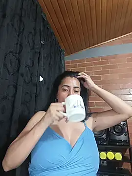 Snapshot of Alexandrina chatting on November 11, 2025, 11:09 pm Alexandrina online show from November 11, 2025, 11:09 pm