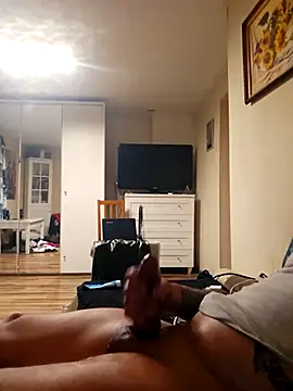 Snapshot of Czarnykonik7111 chatting on April 21, 2026, 1:53 am Czarnykonik7111 online show from April 21, 2026, 1:53 am