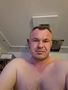 Snapshot of AgaiJa42 chatting on April 3, 2026, 8:04 pm AgaiJa42 online show from April 3, 2026, 8:04 pm