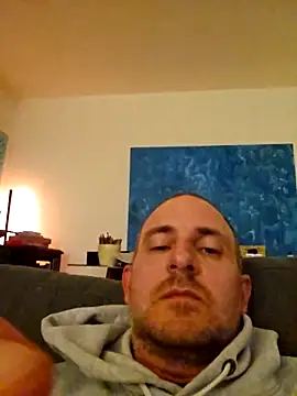 dufatcock online show from April 10, 2026, 8:05 pm