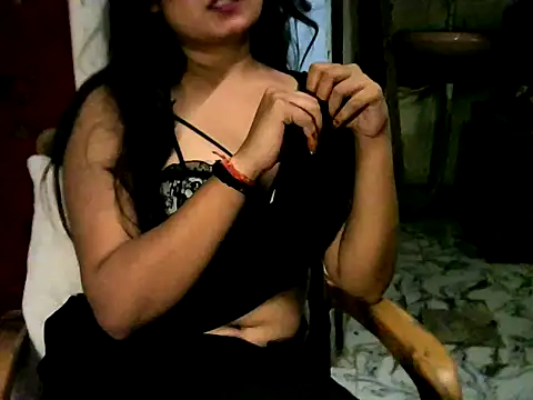 YAMUNA 012 online show from May 11, 2026, 7:22 pm