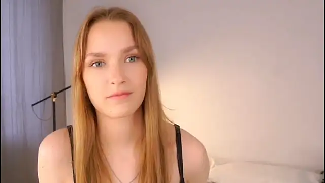 Snapshot of HellenSlavis chatting on March 13, 2026, 10:26 pm HellenSlavis online show from March 13, 2026, 10:26 pm