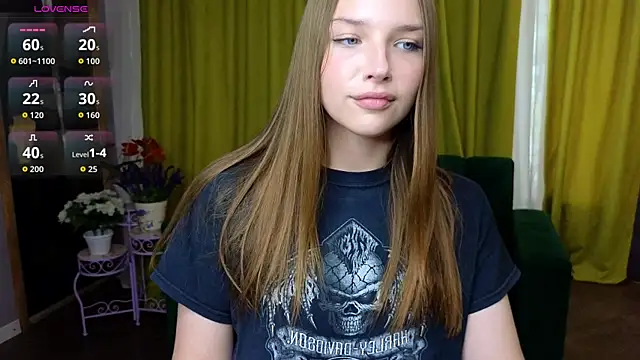 DariaAngels online show from June 17, 2026, 11:31 am