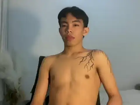 Snapshot of hottasianboy chatting on July 31, 2026, 1:10 pm hottasianboy online show from July 31, 2026, 1:10 pm