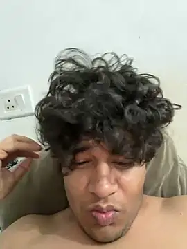 Snapshot of Ragular_sagar chatting on March 16, 2026, 6:43 pm Ragular sagar online show from March 16, 2026, 6:43 pm