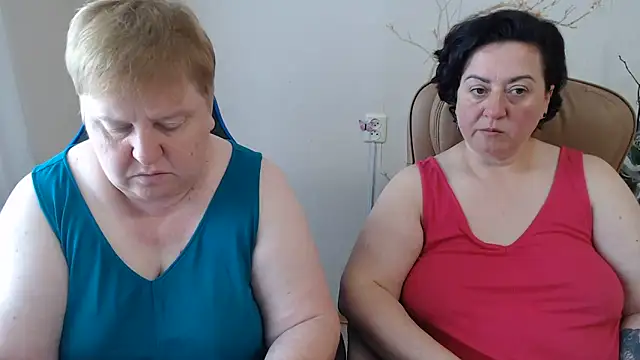 Snapshot of Lindy-Jeanie chatting on June 18, 2026, 8:24 am Lindy-Jeanie online show from June 18, 2026, 8:24 am