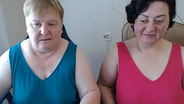 Snapshot of Lindy-Jeanie chatting on June 18, 2026, 9:14 am Lindy-Jeanie online show from June 18, 2026, 9:14 am