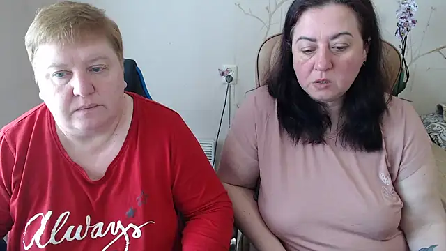 Snapshot of Lindy-Jeanie chatting on May 2, 2026, 8:41 am Lindy-Jeanie online show from May 2, 2026, 8:41 am