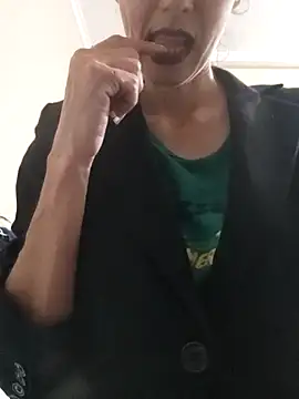 pimentinha02 online show from April 25, 2026, 4:59 am
