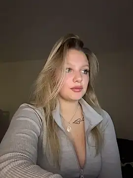 Snapshot of bettyloveu chatting on May 14, 2026, 5:10 pm bettyloveu online show from May 14, 2026, 5:10 pm