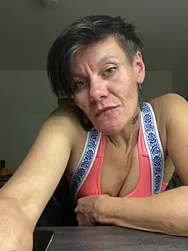 Snapshot of DtPORNBITCH chatting on May 8, 2026, 12:14 am DtPORNBITCH online show from May 8, 2026, 12:14 am