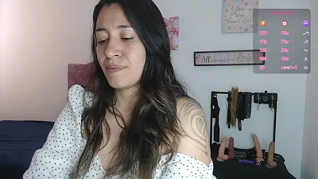 Snapshot of violeta_scott chatting on June 25, 2026, 3:39 pm violeta scott online show from June 25, 2026, 3:39 pm