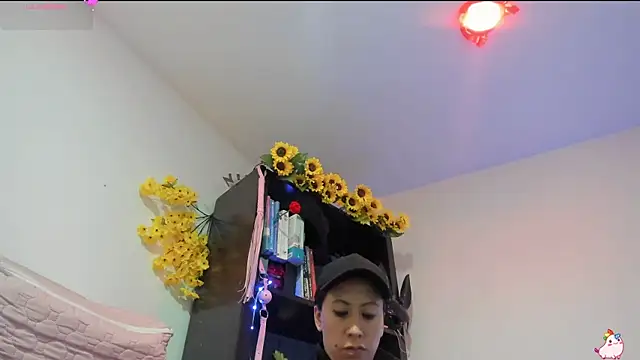 Snapshot of ItsAmara chatting on June 10, 2026, 1:01 pm ItsAmara online show from June 10, 2026, 1:01 pm