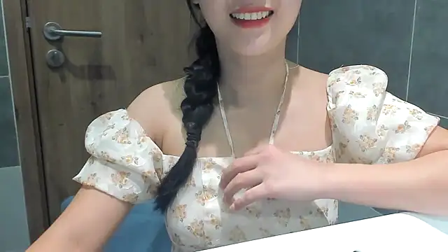Snapshot of BabaeLust chatting on September 26, 2025, 9:27 am BabaeLust online show from September 26, 2025, 9:27 am