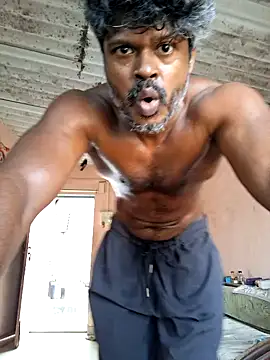 saxxfone online show from March 18, 2026, 2:58 am