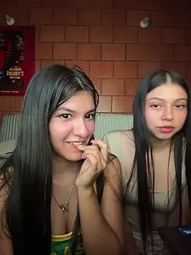 Snapshot of xayah_cute chatting on April 11, 2026, 5:48 am xayah cute online show from April 11, 2026, 5:48 am