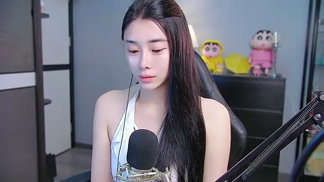 Snapshot of XiaoYuBao- chatting on June 22, 2026, 4:37 pm XiaoYuBao- online show from June 22, 2026, 4:37 pm