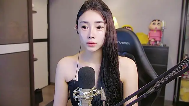 Snapshot of XiaoYuBao- chatting on June 30, 2026, 4:18 pm XiaoYuBao- online show from June 30, 2026, 4:18 pm