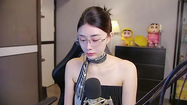 Snapshot of XiaoYuBao- chatting on July 5, 2026, 6:15 pm XiaoYuBao- online show from July 5, 2026, 6:15 pm