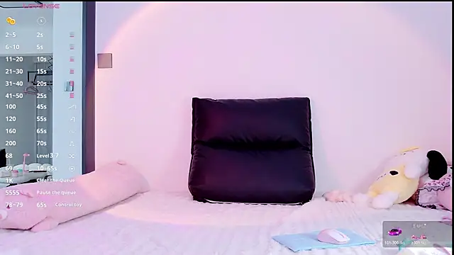ZoeLily2026 online show from June 9, 2026, 3:02 pm