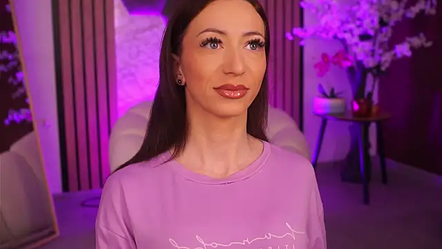 RubyFever online show from May 14, 2026, 4:31 am