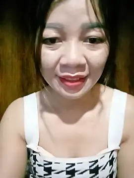 Snapshot of Yiyi102300 chatting on May 29, 2026, 9:54 pm Yiyi102300 online show from May 29, 2026, 9:54 pm