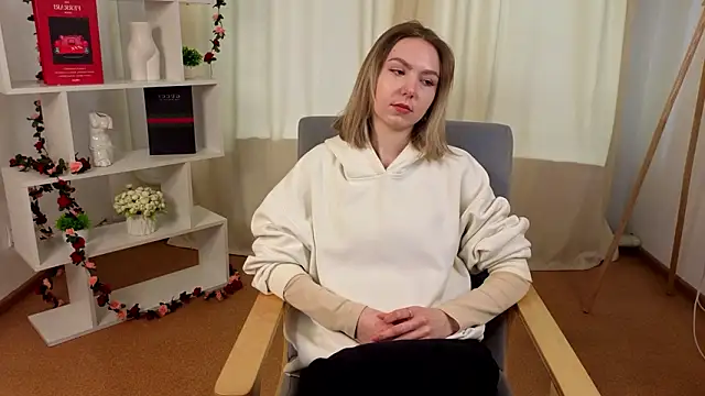 DottyTaliaferro online show from March 15, 2026, 8:21 am