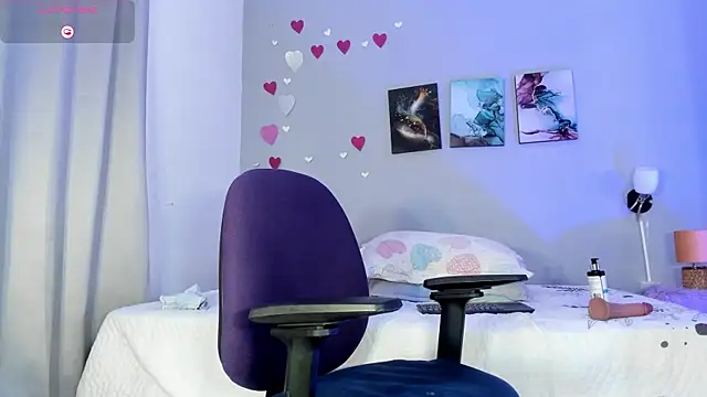 Evha GalaW online show from April 1, 2026, 1:41 pm