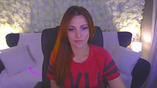 FireFoxxxxxy online show from June 18, 2026, 7:19 pm