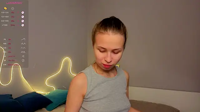 Emma dream  online show from July 29, 2026, 4:22 am