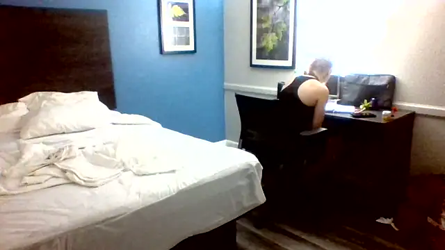 Ambionce online show from April 20, 2026, 7:26 pm